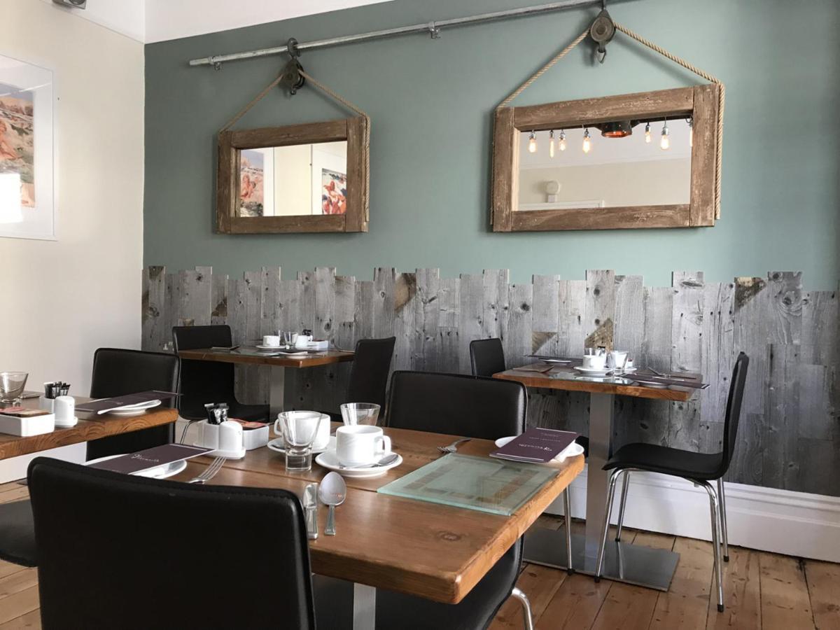 St Bernards Hotel New Quay Екстериор снимка